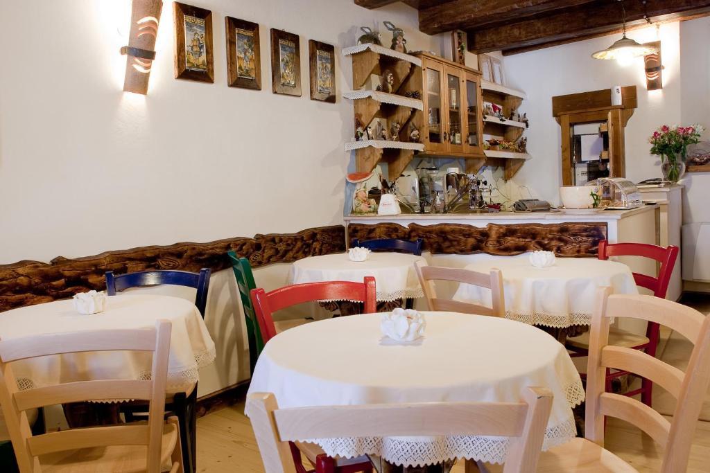 Hotel Garni La Rua Nel Bosco Rivisondoli Exterior foto